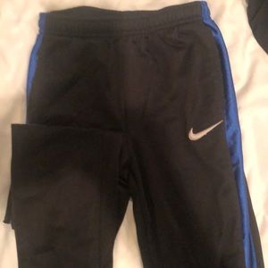 Nike joggers